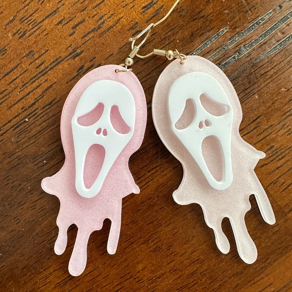 Pink Sparkly Ghost Face Halloween Dangle Earrings, NWT - Picture 3 of 4